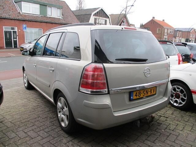 Occasion Opel Zafira Enjoy 140 PK (102 kW) 2006 Grijs (metallic) MPV