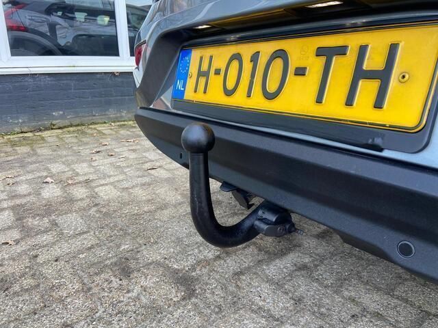 Occasion Volvo V40 120 PK (88 kW) 2016 Grijs Stationwagen