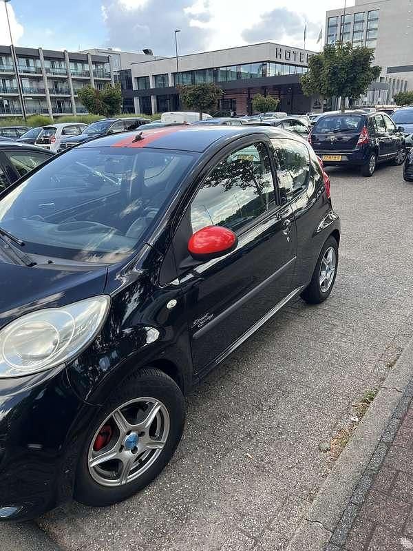 Occasion Peugeot 107 68 PK (50 kW) 2007 Zwart Hatchback