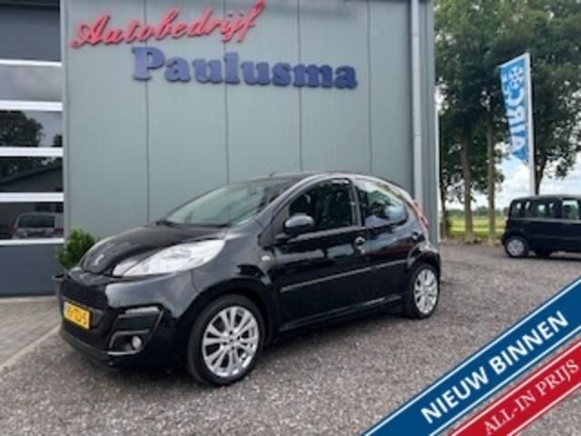 Zwart Gebruikt 2012 Peugeot 107 Active Hatchback | € 5.295 (Eerlijke prijs) - Afbeelding 1/4