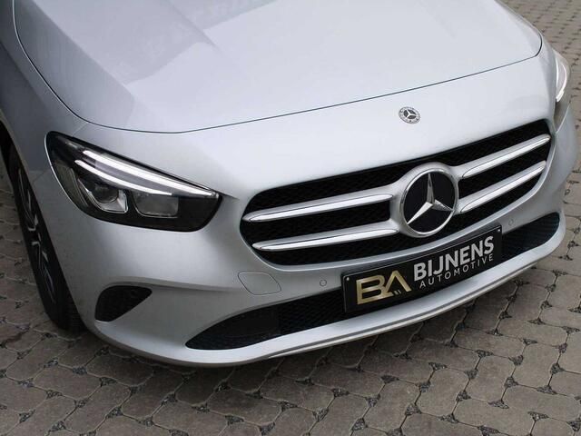 Occasion Mercedes B200 Business 2020 Zilver MPV