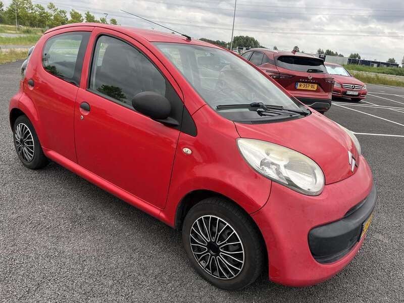 Rood Gebruikt 2007 Citroën C1 Hatchback | € 899 (Goede deal) - Afbeelding 1/4