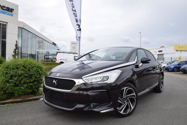 Paars Gebruikt 2018 DS Automobiles DS5 Sport Chic Hatchback | € 19.980 - Afbeelding 1/4