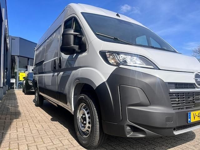 Occasion Opel Movano 110 kW (150 PK) 2025 Grijs Van