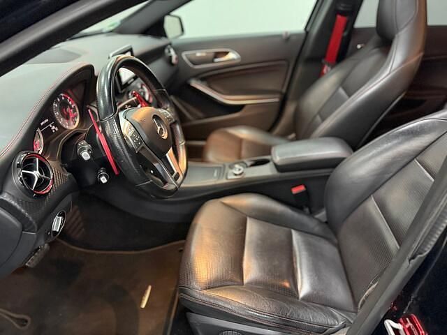 Occasion Mercedes A250 Ambition 211 PK (155 kW) 2013 Zwart Hatchback