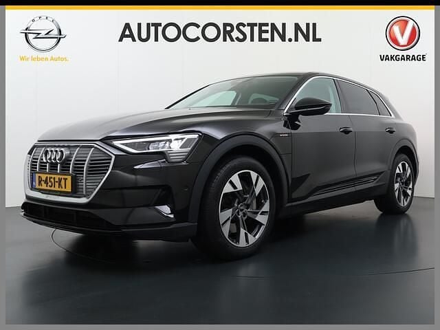 Zwart Gebruikt 2022 Audi e-tron Design SUV | € 32.895 (Eerlijke prijs) - Afbeelding 1/4