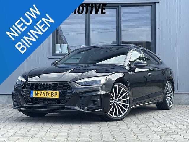 Zwart Gebruikt 2021 Audi A5 Sportback Competition Hatchback | € 34.950 (Goede deal) - Afbeelding 1/4