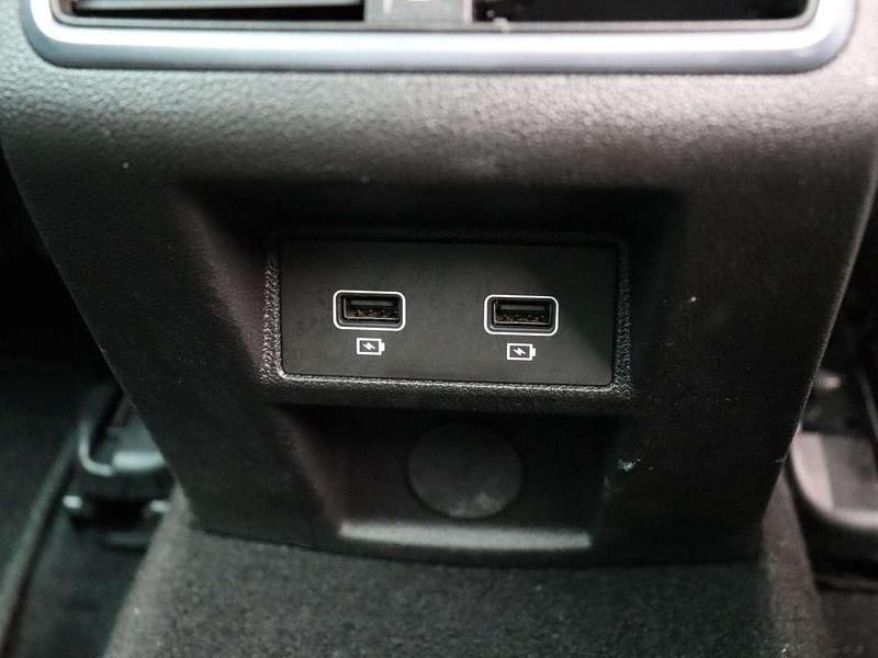 Occasion Renault Mégane GrandTour Techno 140 PK (102 kW) 2023 Blanc nacre Stationwagen