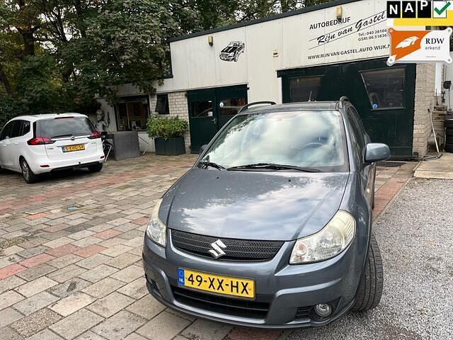 Grijs Gebruikt 2007 Suzuki SX4 MPV | € 3.490 (Eerlijke prijs) - Afbeelding 1/4