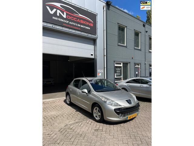 Grijs Gebruikt 2007 Peugeot 207 Hatchback | € 2.950 (Iets duurder) - Afbeelding 1/4