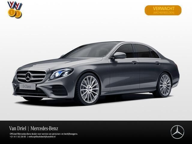 Grijs Gebruikt 2017 Mercedes E350 Prestige Sedan | € 36.500 - Afbeelding 1/3