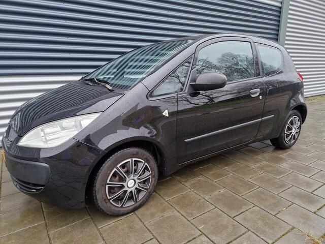 Zwart Gebruikt 2007 Mitsubishi Colt Hatchback | € 2.450 (Eerlijke prijs) - Afbeelding 1/4