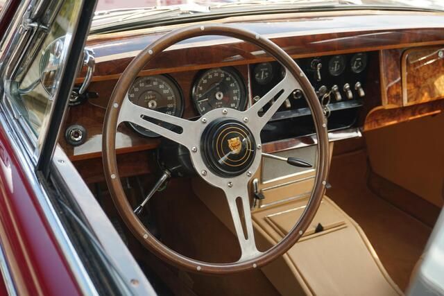 Occasion Jaguar MK II 223 PK (164 kW) 1960 Rood Sedan