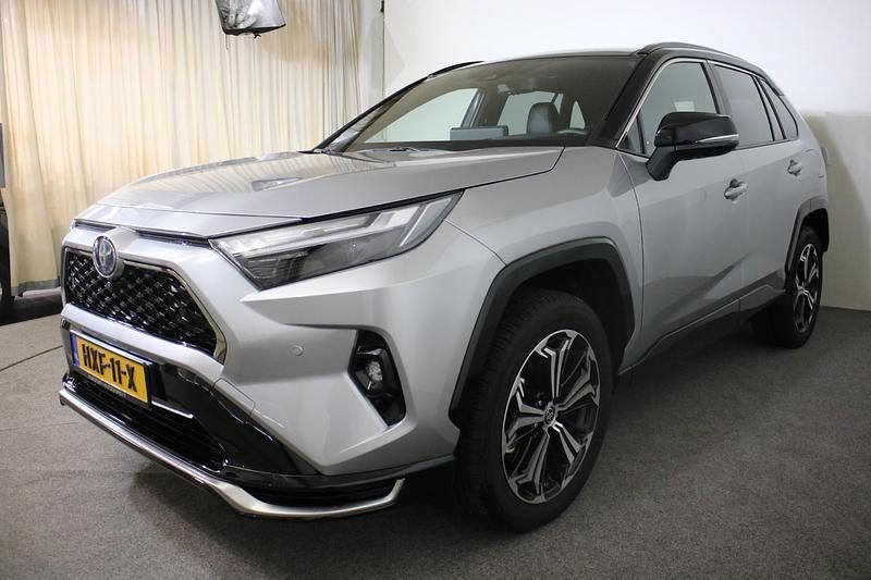 Grijs Gebruikt 2025 Toyota RAV4 Hybrid Edition SUV | € 58.848 (Duur) - Afbeelding 1/1