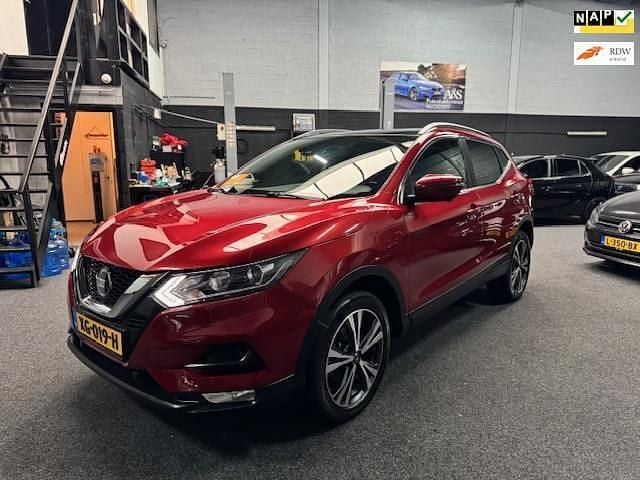Rood Gebruikt 2019 Nissan Qashqai N-Connecta SUV | € 16.950 (Goede deal) - Afbeelding 1/4