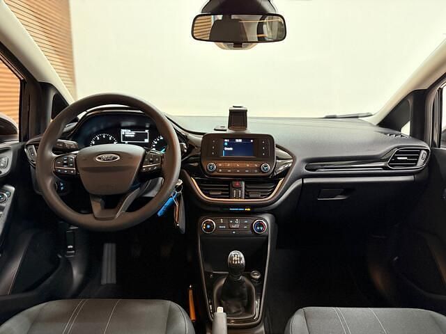 Occasion Ford Fiesta Trend 71 PK (52 kW) 2018 Zwart Hatchback