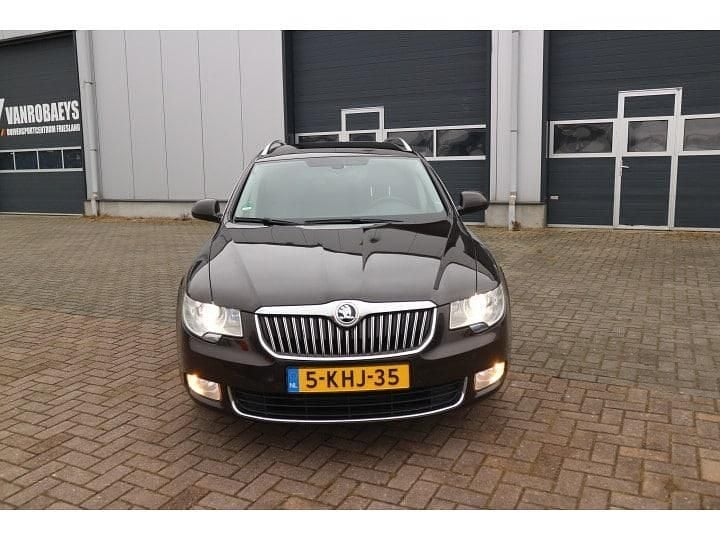 Occasion Skoda Superb Ambition 127 PK (93 kW) 2013 Bruin Stationwagen