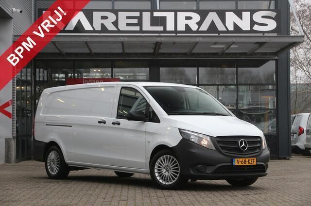 Wit Gebruikt 2019 Mercedes Vito MPV | € 21.950 (Eerlijke prijs) - Afbeelding 1/4