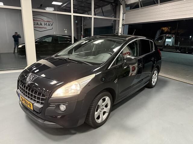 Zwart Occasion 2012 Peugeot 3008 MPV | € 3.445 (Goede deal) - Afbeelding 1/4