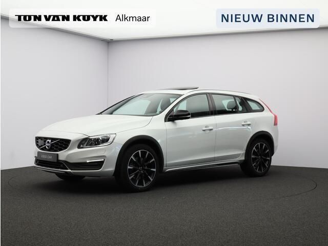 Wit Gebruikt 2018 Volvo V60 CC Stationwagen | € 26.950 (Eerlijke prijs) - Afbeelding 1/4
