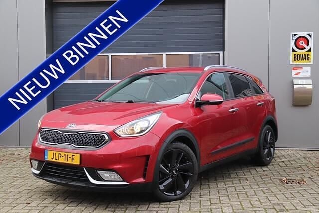 Rood Gebruikt 2018 Kia Niro Style SUV | € 15.995 (Goede deal) - Afbeelding 1/4