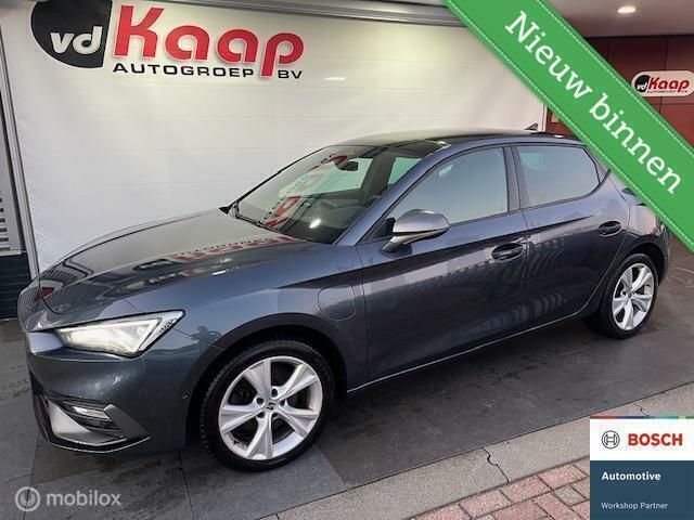 Occasion Seat Leon FR 204 PK (150 kW) 2021 Grijs, metallic lak Hatchback