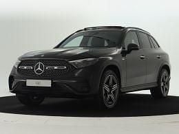 Donker obsidiaanzwart metallic Gebruikt 2025 Mercedes GLC300 Sport Edition SUV | € 72.945 (Super prijs) - Afbeelding 1/4
