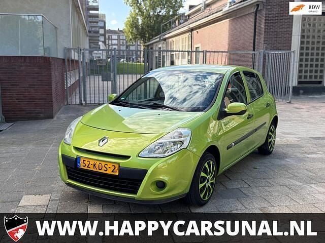 Groen Gebruikt 2009 Renault Clio II Hatchback | € 2.250 (Eerlijke prijs) - Afbeelding 1/4