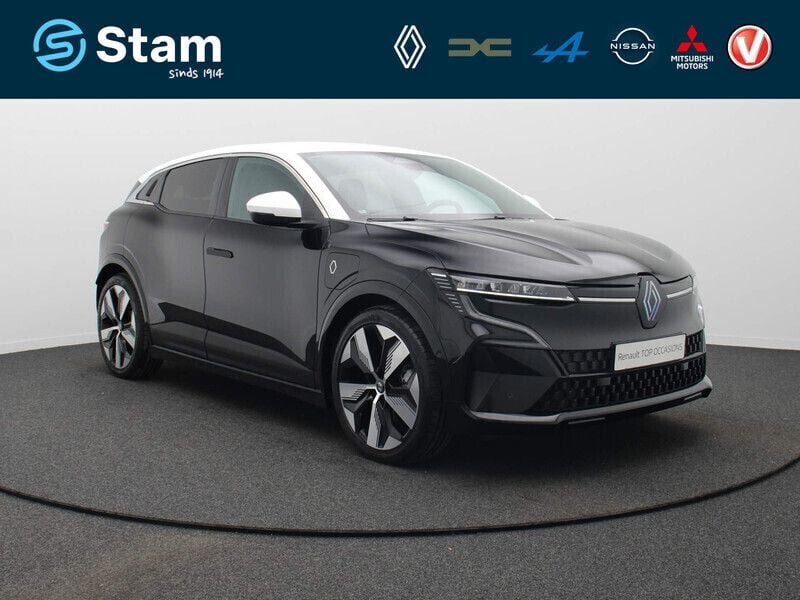 Zwart Gebruikt 2023 Renault Mégane Techno Hatchback | € 31.990 (Eerlijke prijs) - Afbeelding 1/4
