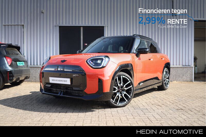 Rood Gebruikt 2024 Mini Cooper Hatchback | € 42.880 - Afbeelding 1/4