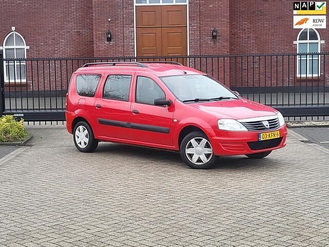 Occasion Dacia Logan MCV Ambiance 87 PK (63 kW) 2009 Rood MPV