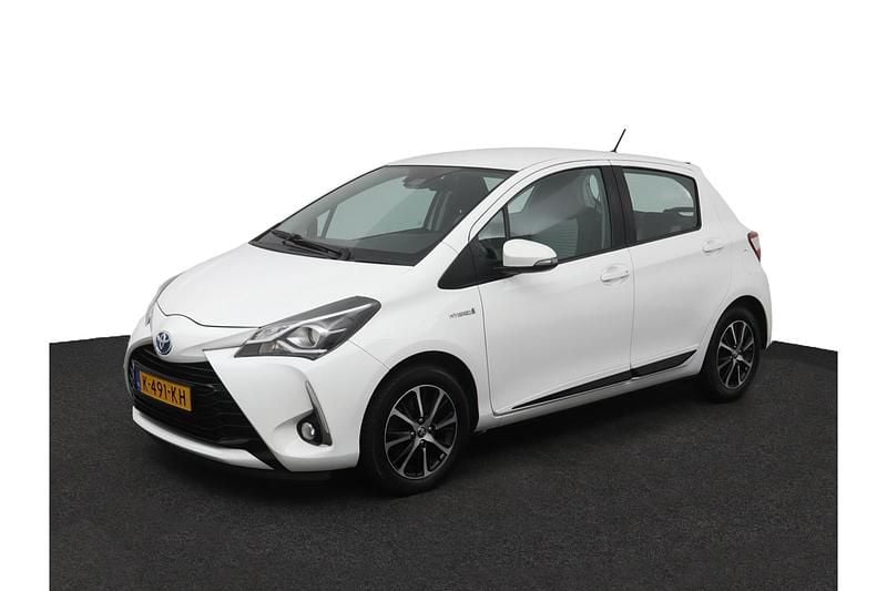 Wit Gebruikt 2018 Toyota Yaris Hybrid Design Hatchback | € 16.950 (Eerlijke prijs) - Afbeelding 1/1