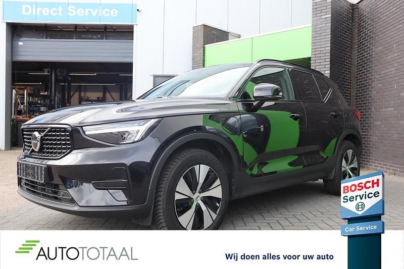 Zwart Occasion 2023 Volvo XC40 Plus SUV | € 42.900 (Duur) - Afbeelding 1/4