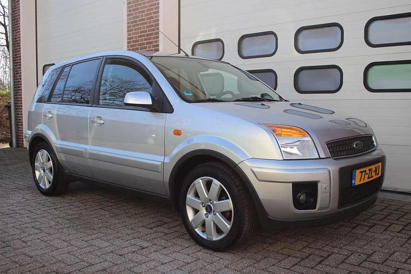 Occasion Ford Fusion Futura 101 PK (74 kW) 2008 Grijs Hatchback