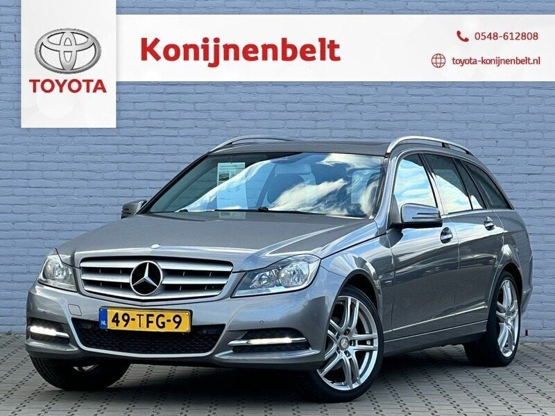 Grijs, metallic lak Gebruikt 2011 Mercedes C180 Avantgarde Stationwagen | € 7.495 (Eerlijke prijs) - Afbeelding 1/2