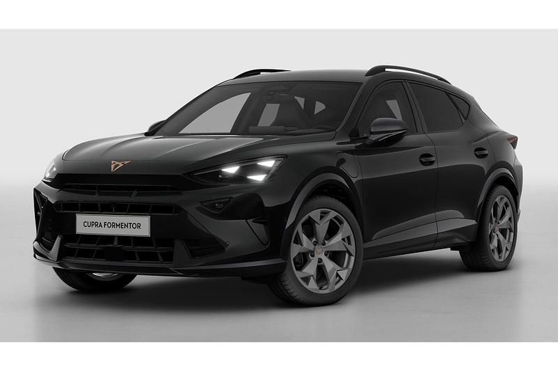 Nieuw Cupra Formentor 2025 Midnight black SUV