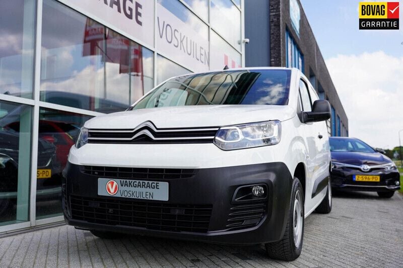 Wit Gebruikt 2021 Citroën Berlingo PureTech MPV | € 13.950 (Super prijs) - Afbeelding 1/4