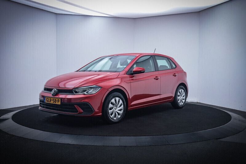 Rood Gebruikt 2023 VW Polo Business Hatchback | € 24.125 (Eerlijke prijs) - Afbeelding 1/4