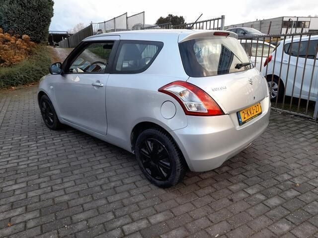 Occasion Suzuki Swift 94 PK (69 kW) 2013 Grijs Hatchback