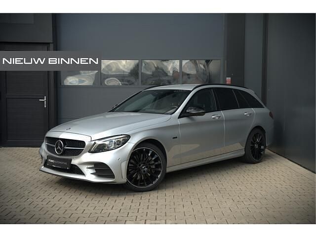 Zilver, metallic lak Gebruikt 2021 Mercedes C300 Business Stationwagen | € 29.840 (Eerlijke prijs) - Afbeelding 1/4