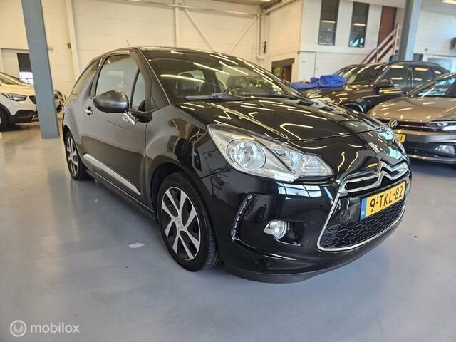 Zwart Gebruikt 2014 Citroën DS3 Business Class Hatchback | € 5.495 (Eerlijke prijs) - Afbeelding 1/4