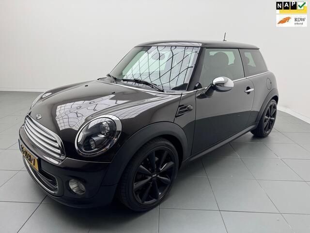 Bruin Gebruikt 2013 Mini ONE Hatchback | € 7.450 (Iets duurder) - Afbeelding 1/4