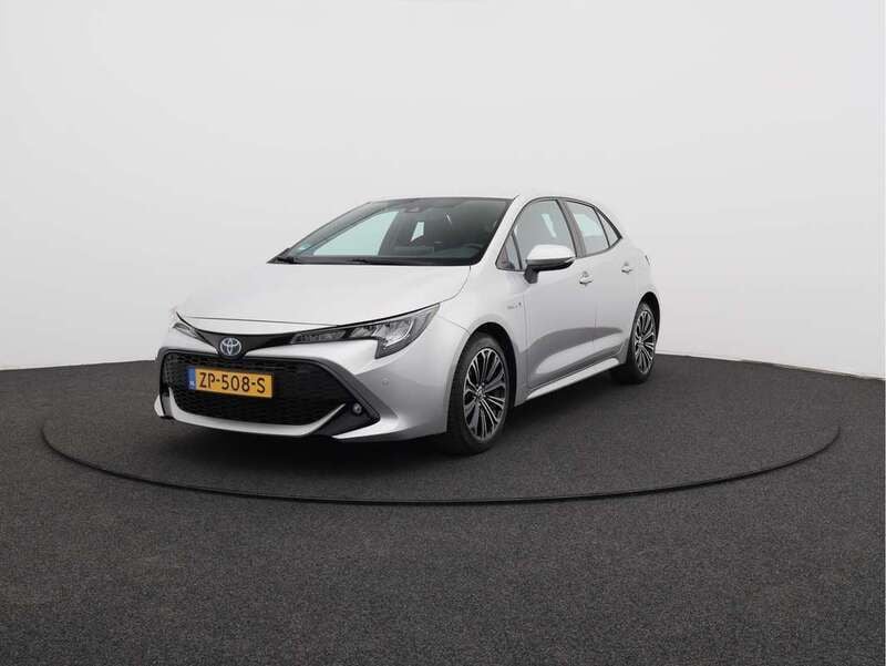 Grijs Gebruikt 2019 Toyota Corolla Edition Hatchback | € 18.450 (Goede deal) - Afbeelding 1/4