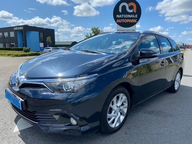 Grijs Gebruikt 2015 Toyota Auris Touring Sports Stationwagen | € 6.250 - Afbeelding 1/4