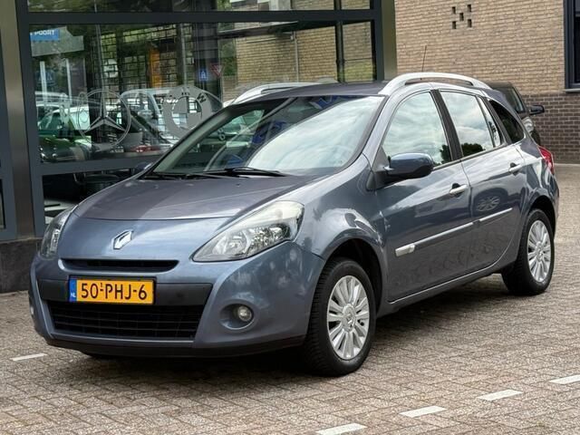 Occasion Renault Clio GrandTour Collection 101 PK (74 kW) 2011 Blauw Stationwagen