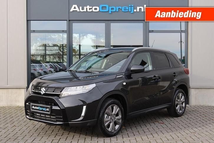 Zwart Nieuw 2025 Suzuki Vitara Hatchback | € 26.745 (Eerlijke prijs) - Afbeelding 1/4
