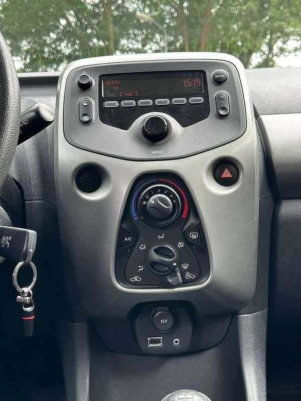 Occasion Peugeot 108 Allure 69 PK (50 kW) 2016 Sedan