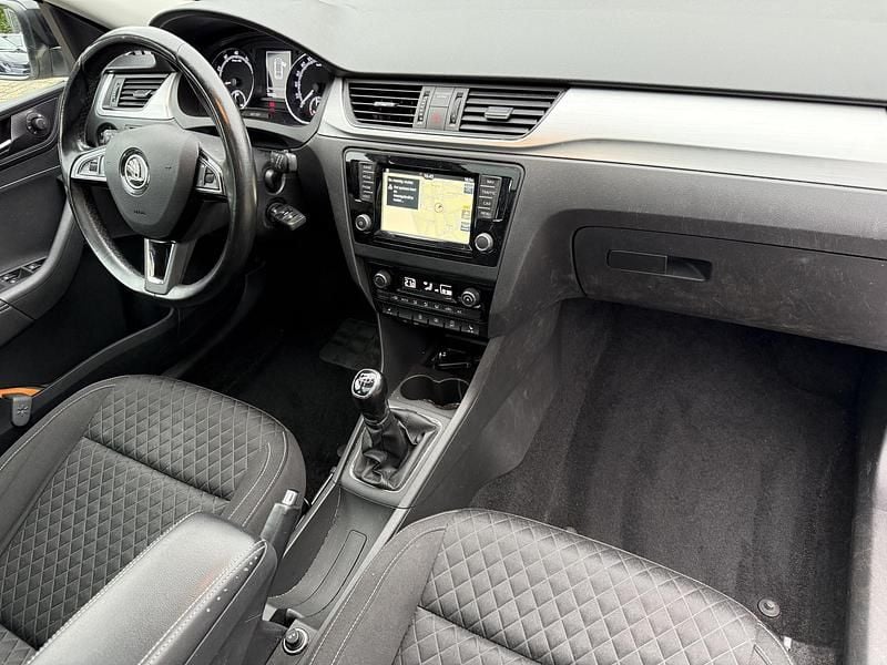 Occasion Skoda Rapid Drive 97 PK (71 kW) 2018 Wit Hatchback