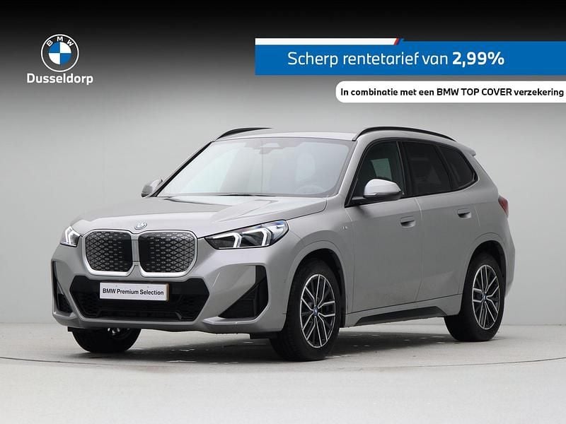 Grijs Occasion 2025 BMW iX1 M Sport SUV | € 44.950 (Super prijs) - Afbeelding 1/4