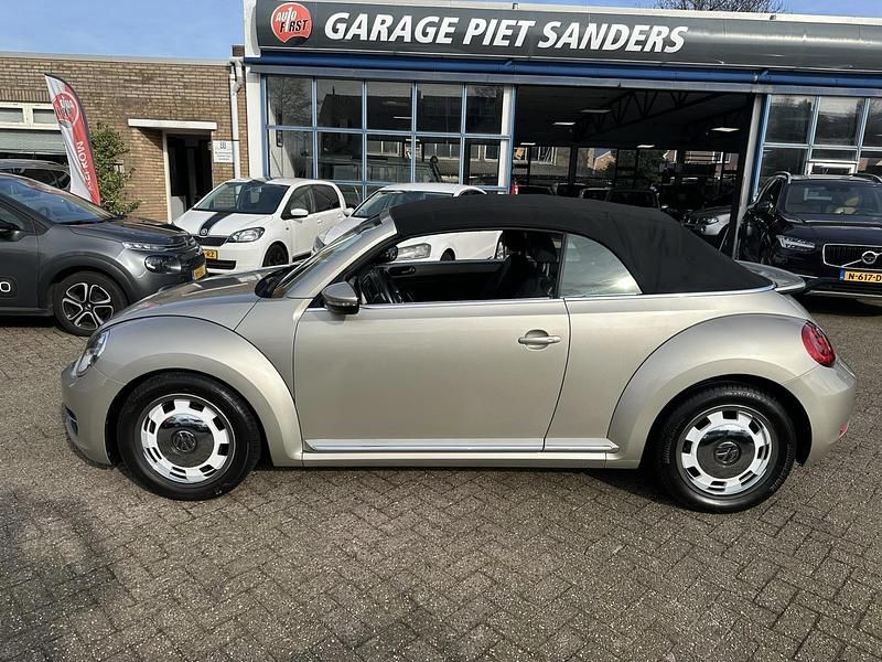 Occasion VW Beetle Cabriolet Design 105 PK (77 kW) 2013 Grijs Cabriolet